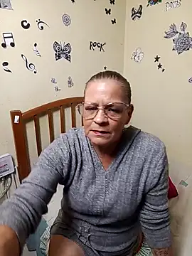 katrina perez online show from October 18, 2025, 10:12 pm