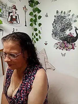 katrina perez online show from April 24, 2026, 10:01 pm
