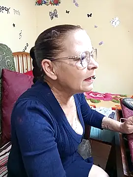 katrina perez online show from September 19, 2025, 8:57 pm