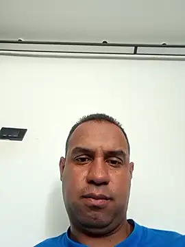 elnegro707070 online show from January 6, 2026, 5:50 pm