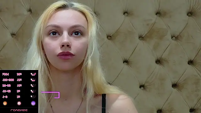 Snapshot of AlessiaCroft chatting on February 8, 2026, 4:21 am AlessiaCroft online show from February 8, 2026, 4:21 am