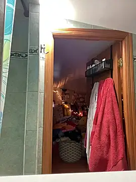 w3tkittty online show from January 31, 2026, 9:46 pm