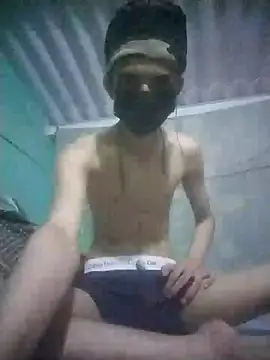 HannanKhan25 online show from January 18, 2026, 7:50 pm