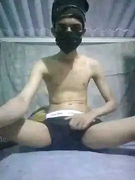 HannanKhan25 online show from October 21, 2025, 7:35 pm