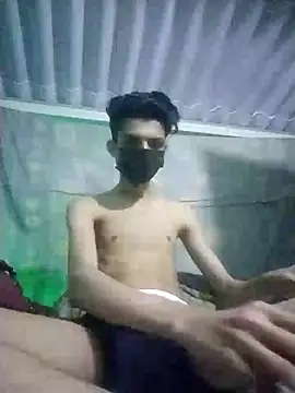 HannanKhan25 online show from September 26, 2025, 7:32 pm