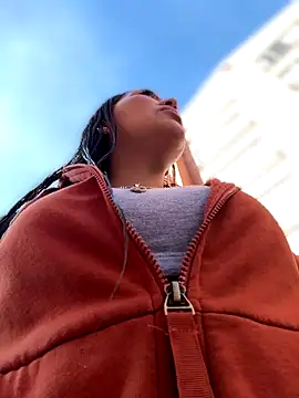 MELODY  06 online show from September 22, 2025, 12:44 pm