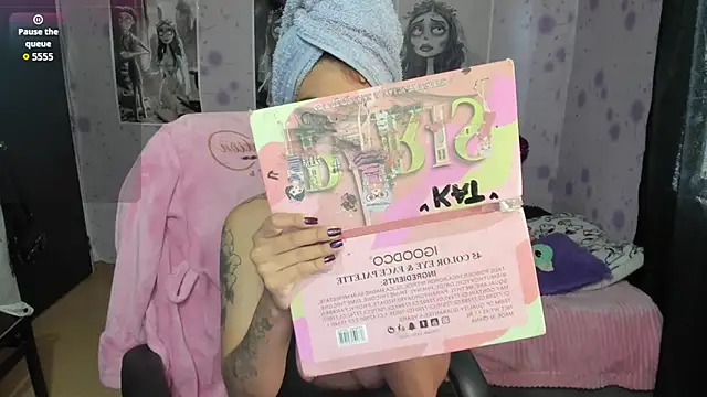 Snapshot of Medussa_katt chatting on September 30, 2025, 6:14 pm Medussa katt online show from September 30, 2025, 6:14 pm