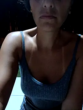 Snapshot of fuck_couple69 chatting on February 7, 2026, 4:53 am fuck couple69 online show from February 7, 2026, 4:53 am