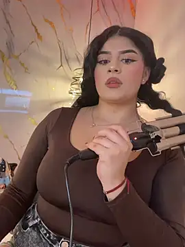 Kariina  69 online show from April 25, 2026, 6:16 pm