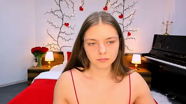 marshmallowee online show from September 22, 2025, 1:17 pm