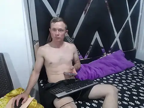 hot mann11 online show from November 8, 2025, 1:31 am