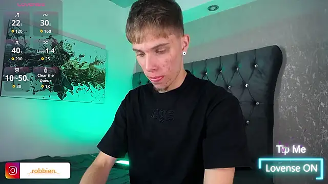 Robbin Blaze online show from March 22, 2026, 5:32 am