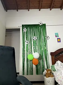 Mia  Gray online show from July 1, 2026, 5:13 pm