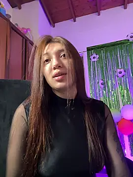 Mia  Gray online show from June 24, 2026, 5:22 pm