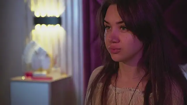 StacyHarland online show from October 3, 2025, 4:36 am