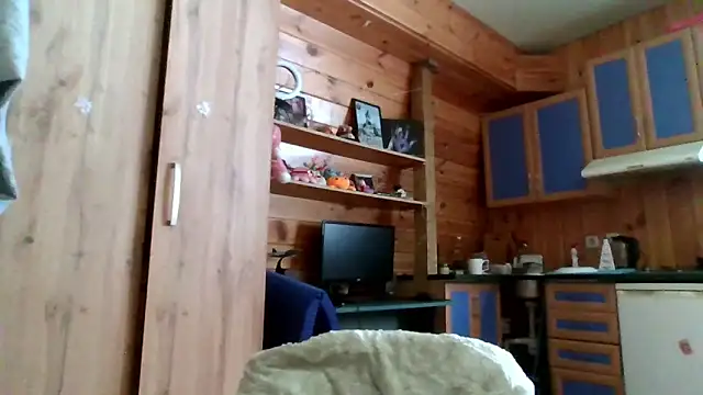 Little shygirl online show from February 3, 2026, 6:22 am