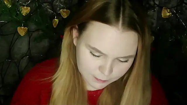 Snapshot of blushing_star chatting on February 17, 2026, 4:37 pm blushing star online show from February 17, 2026, 4:37 pm