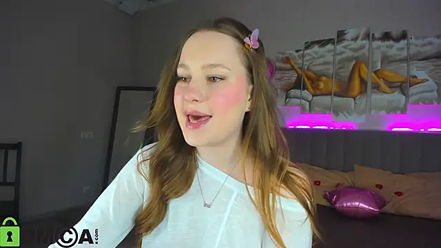 Candy Cansew online show from May 8, 2026, 9:13 am
