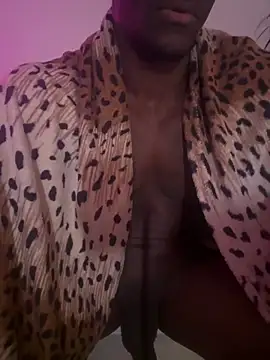 Snapshot of NoLimit365 chatting on December 21, 2025, 1:30 am NoLimit365 online show from December 21, 2025, 1:30 am