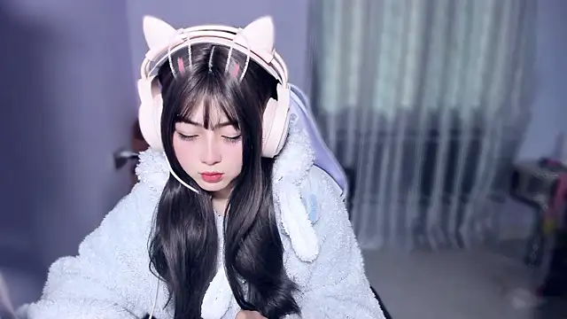 yuki3366 online show from February 9, 2026, 4:54 am