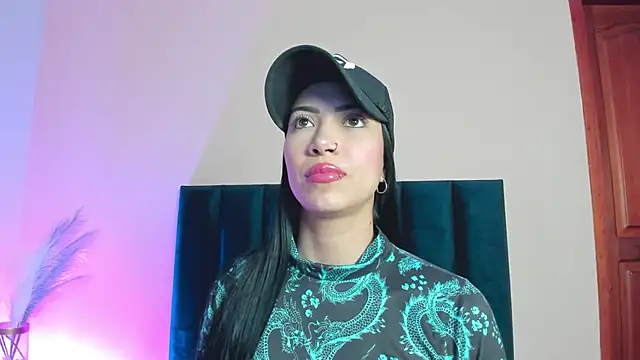 AbbieJoness  online show from October 24, 2025, 11:31 am