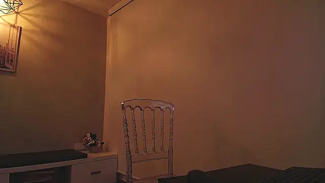  Victoria Collins online show from September 19, 2025, 10:52 am