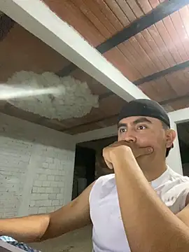 TheronDevereaux online show from November 18, 2025, 11:15 pm