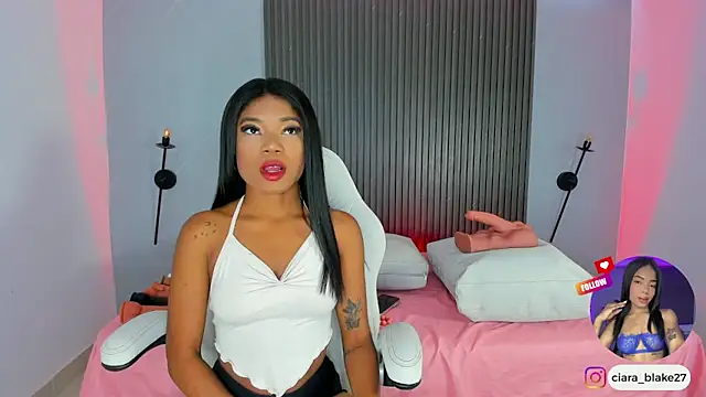 ciara blake online show from August 5, 2026, 3:22 am