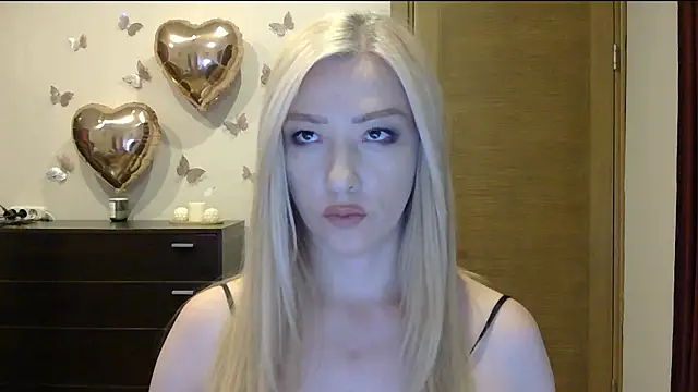 Snapshot of Wild_Silk_Desire chatting on July 27, 2026, 4:58 pm Wild Silk Desire online show from July 27, 2026, 4:58 pm