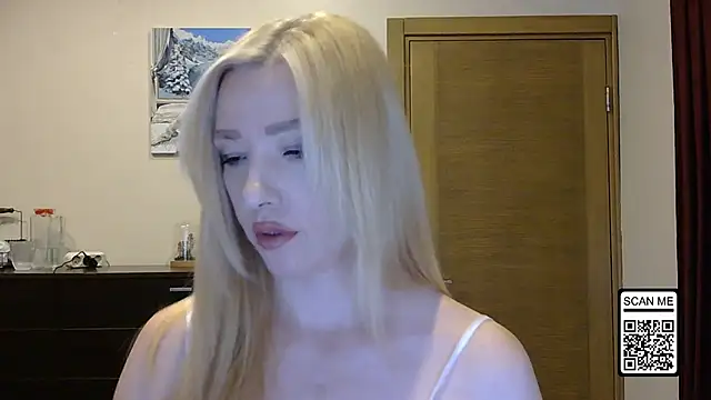 Wild Silk Desire online show from September 22, 2025, 12:55 pm