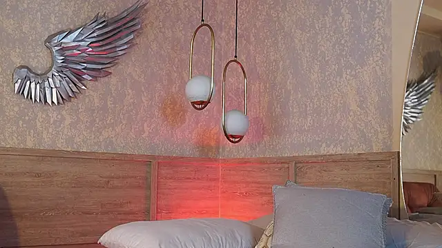 Snapshot of Susan_wall chatting on March 18, 2026, 3:35 pm Susan wall online show from March 18, 2026, 3:35 pm