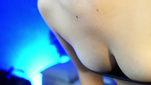 Snapshot of Susan_wall chatting on March 11, 2026, 1:38 pm Susan wall online show from March 11, 2026, 1:38 pm