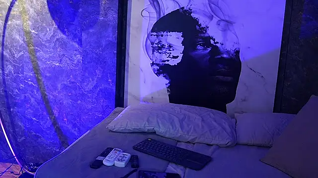 Snapshot of Susan_wall chatting on February 20, 2026, 12:51 pm Susan wall online show from February 20, 2026, 12:51 pm