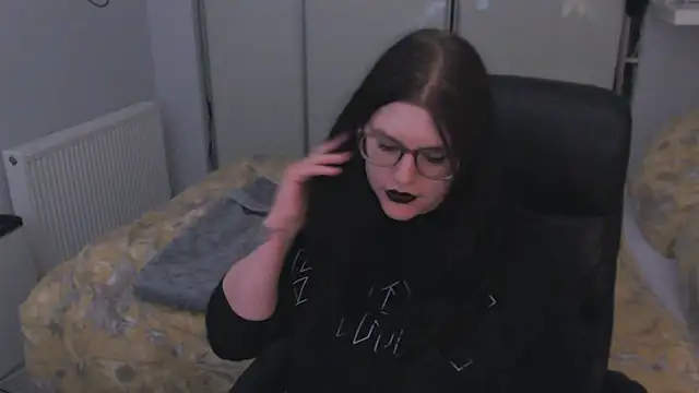 GothSuccubusBabe online show from May 7, 2026, 10:57 pm
