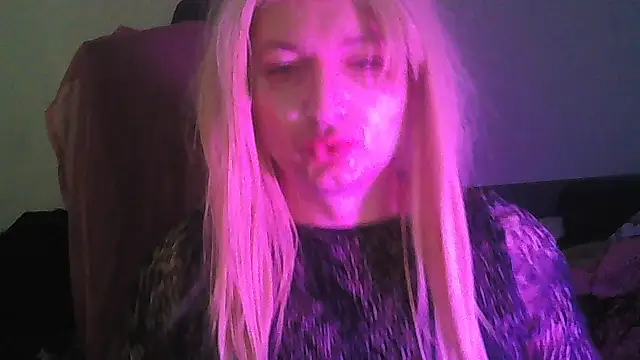 lucywilcox online show from February 7, 2026, 12:57 pm