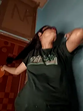 Snapshot of Riya_35_sexy chatting on June 13, 2026, 7:01 pm Riya 35 sexy online show from June 13, 2026, 7:01 pm
