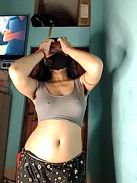 Snapshot of Riya_35_sexy chatting on April 3, 2026, 6:47 pm Riya 35 sexy online show from April 3, 2026, 6:47 pm