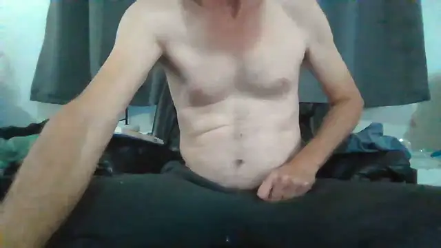 Lovyourpuss online show from July 18, 2026, 12:19 am