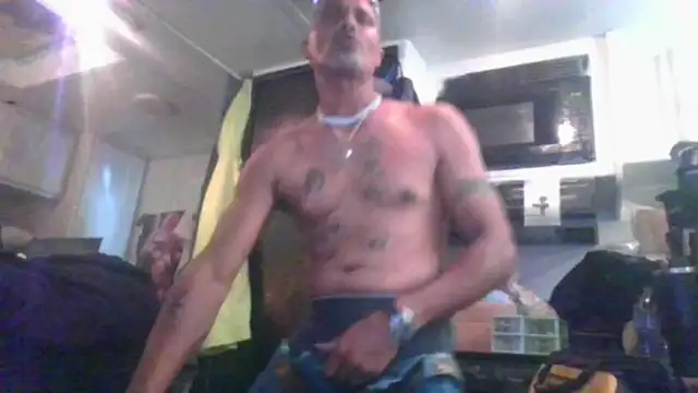 badboy2u2025 online show from November 9, 2025, 8:13 pm