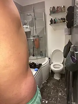 CloudyMuscleBeefy online show from March 3, 2026, 4:36 pm