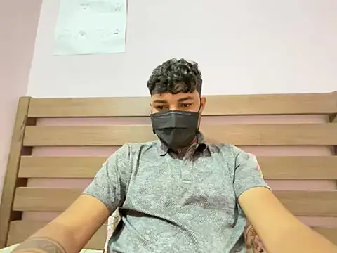 midnight 24 online show from October 22, 2025, 4:23 am