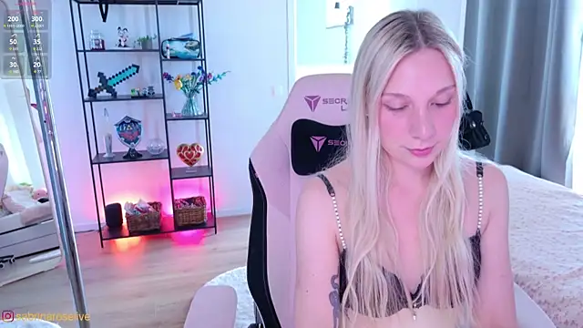Snapshot of SabrinaRosed chatting on July 23, 2026, 4:47 pm SabrinaRosed online show from July 23, 2026, 4:47 pm