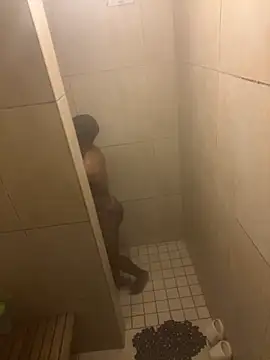 naughty thick online show from October 9, 2025, 3:01 pm