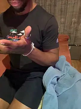 naughty thick online show from September 24, 2025, 6:36 pm