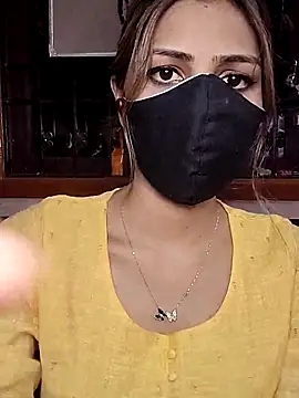 Snapshot of Isha_Sax chatting on February 10, 2026, 4:39 pm Isha Sax online show from February 10, 2026, 4:39 pm