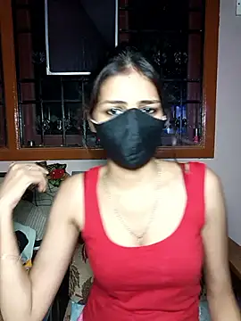 Isha Sax online show from October 5, 2025, 6:31 pm