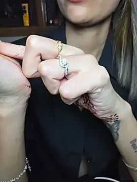 Snapshot of Isha_Sax chatting on March 20, 2026, 6:42 pm Isha Sax online show from March 20, 2026, 6:42 pm