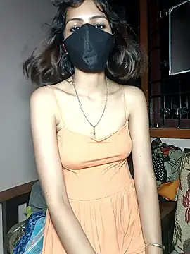 Isha Sax online show from October 7, 2025, 8:10 pm