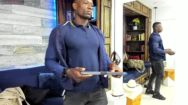 MarcusBlack  online show from April 21, 2026, 11:28 am