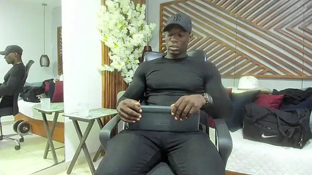 MarcusBlack  online show from October 17, 2025, 11:56 am